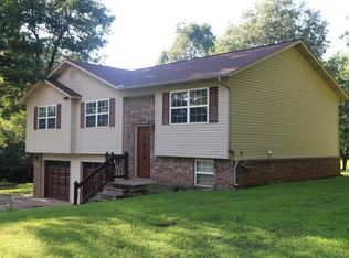 4058 Valley Rd, Harrison, AR 72601