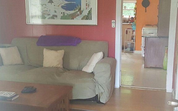 2nd image of 606 Peden St