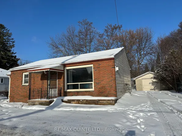 8 Butler St E, Brighton, ON K0K 1H0