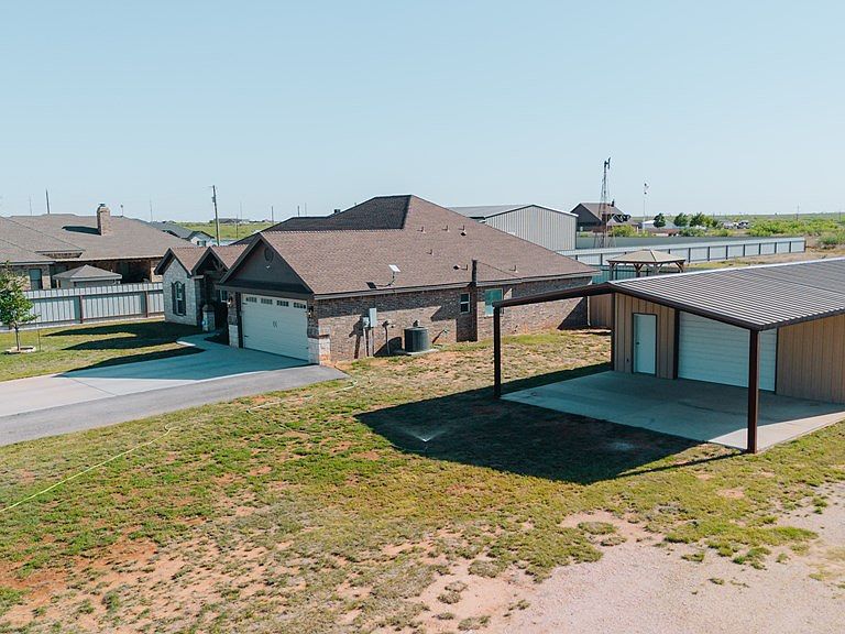 Listing photo 5