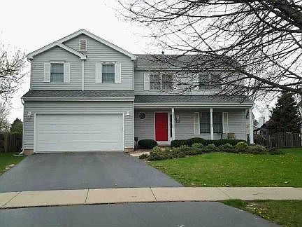 2nd image of 715 Avondale Ln