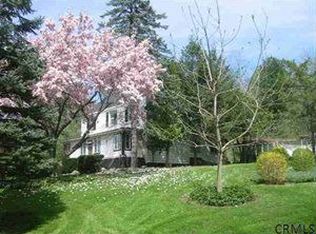 3570 River Rd, Rensselaer, NY 12144