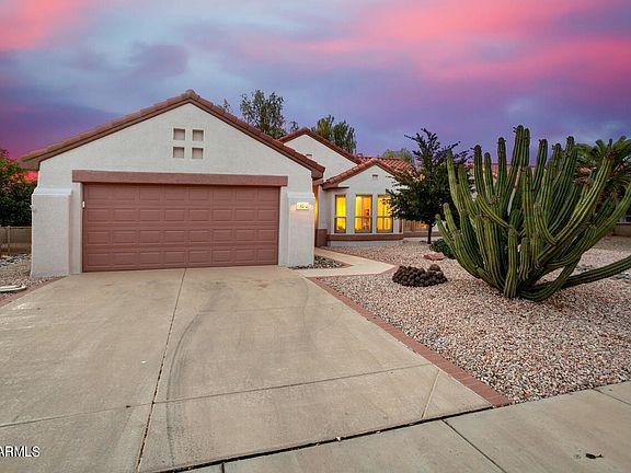 3rd image of 18072 N Petrified Forest Dr