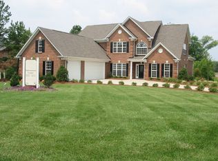 13400 Chasewater Dr, Charlotte, NC 28277