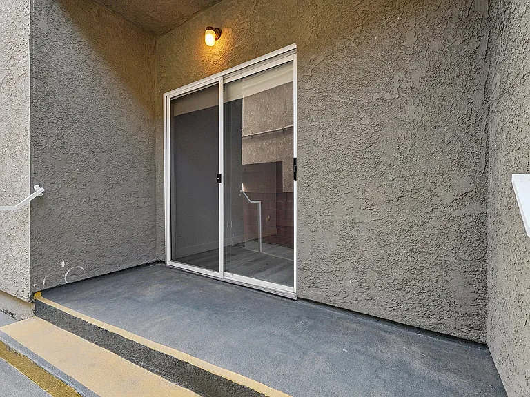 Sylvan Apartments — Photo 21