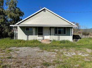 1580 Shore Rd, Hollister, CA 95023