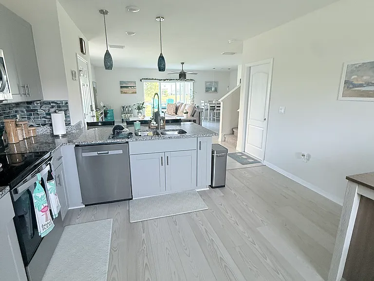 2729 Golden Trout Ln — Photo 2