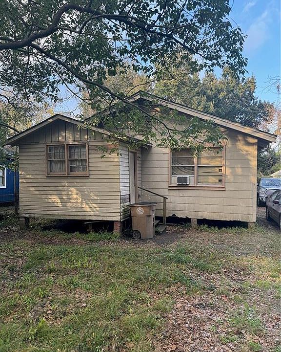 2nd image of 1163 Cottrell St