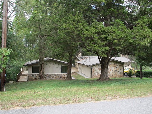 1st image of 3452 Vista Cir