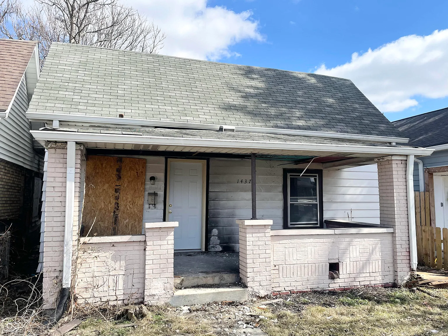 1437 Kappes St photo 1