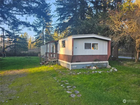 2509 341st Street Ct S, Roy, WA 98580
