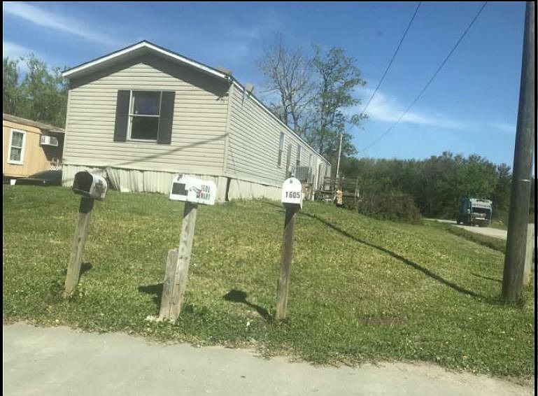 1st image of 1605 Robert Dr