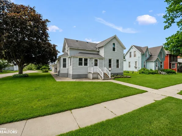 714 2nd Ave, Ackley, IA 50601