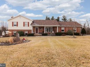 14823 Clear Spring Rd, Williamsport, MD 21795