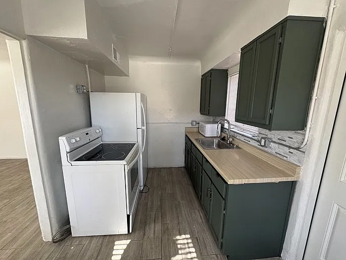 1315 W Clarendon Ave #3 — Photo 6