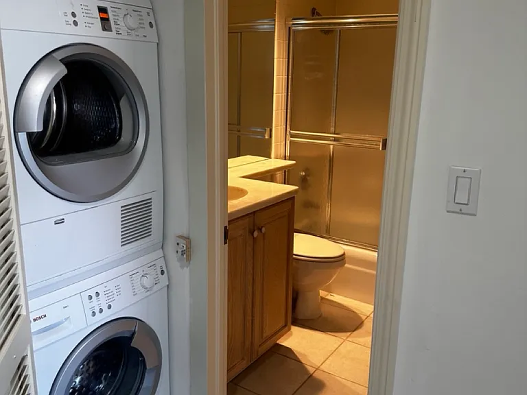 2226 Gulf Shore Blvd N #P3 — Photo 16