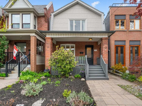 494 Durie St, Toronto, ON M6S 3G7