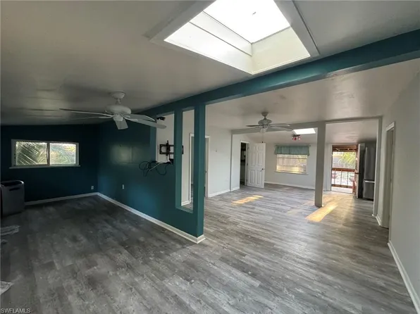 10150 Georgia ST, BONITA SPRINGS, FL 34135