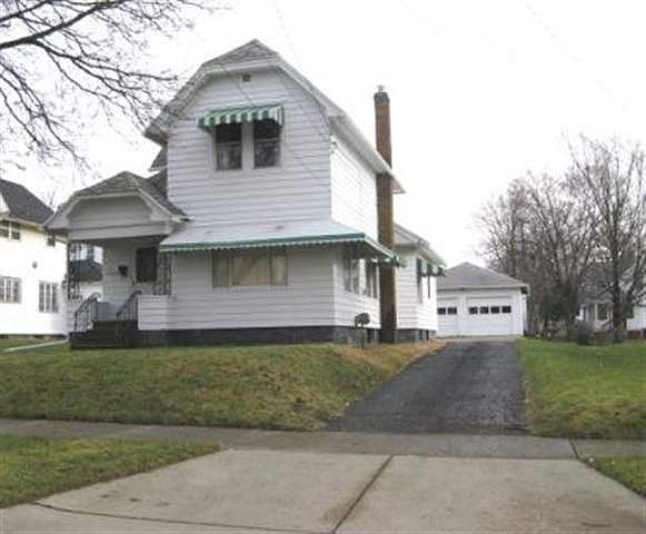 1st image of 605 S Elm Ave