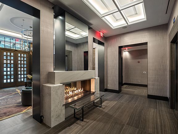 4th image of 369 N Old Woodward Ave #301