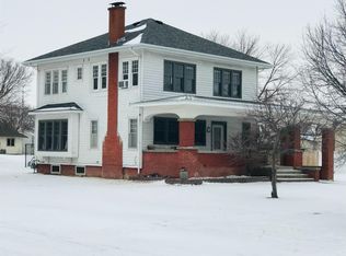 313 Maple St, Cawker City, KS 67430