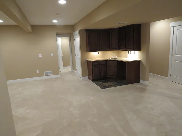 2845 Grand Lake Dr — Photo 5