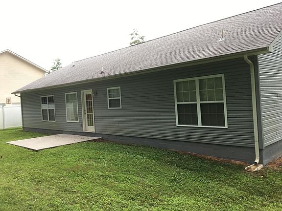 2nd image of 636 Liverpool Ln