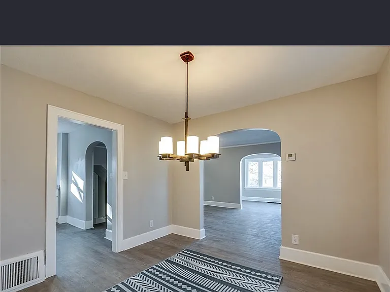 1835 Thornapple Ave — Photo 10