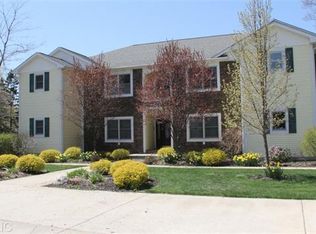 851 N Lakeshore Dr, Ludington, MI 49431