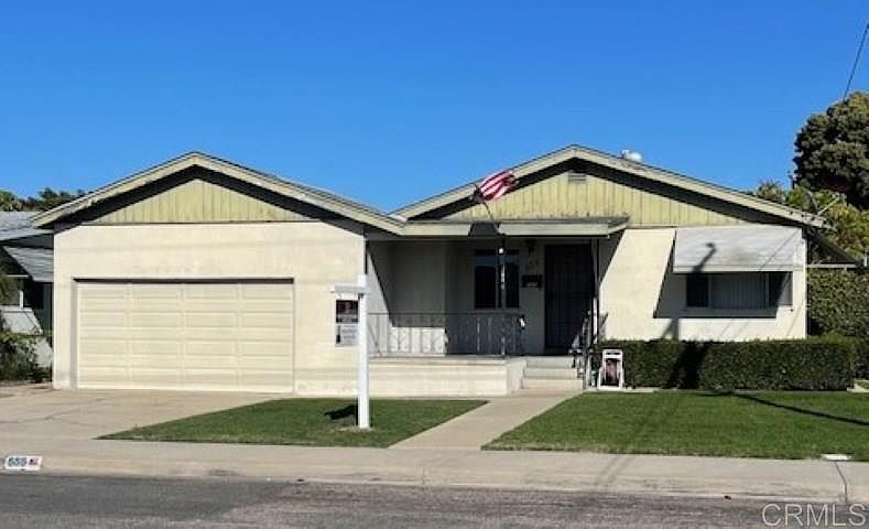 1st image of 555 Fig Ave