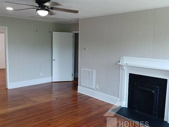 4th image of 109 Fleming Ave