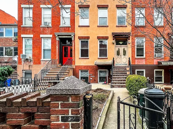 113 3rd Pl, Brooklyn, NY 11231