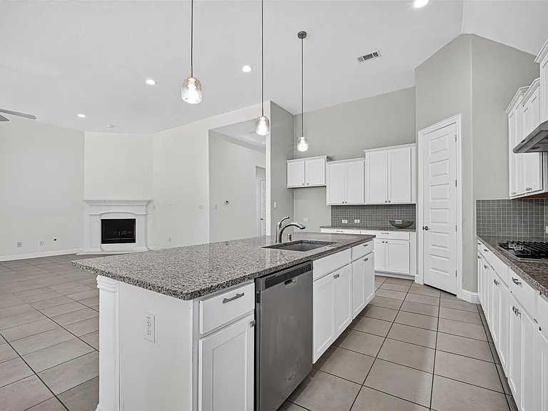 13326 Lake Chesdin Rd — Photo 14