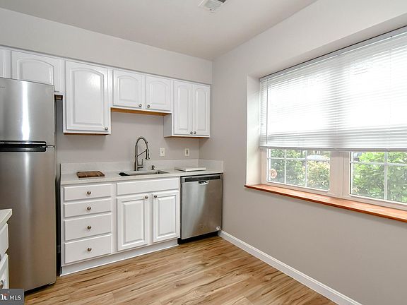 5th image of 6462 Gildar St