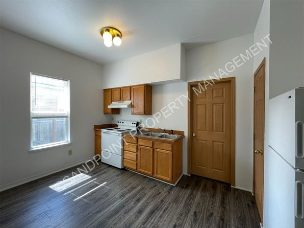 302 S 2nd Ave APT 1, Sandpoint, ID 83864