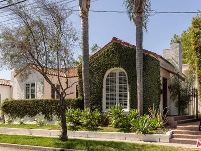 8009 Clinton St, Los Angeles, CA, 90048