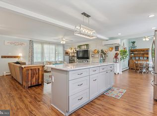 18 Longview Rd, Glen Mills, PA 19342