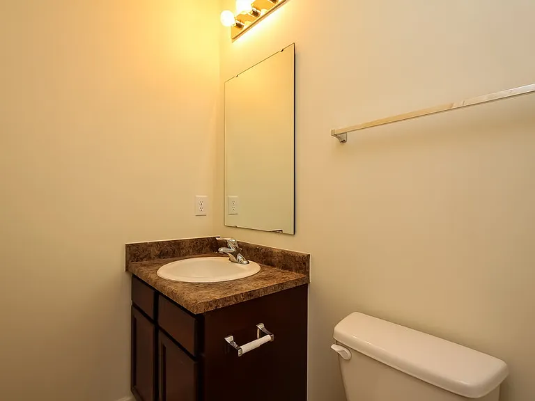 1192 N Aberdeen Dr — Photo 14