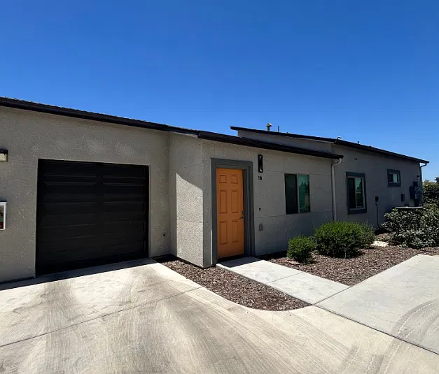 4421 S Silvervale St #104
