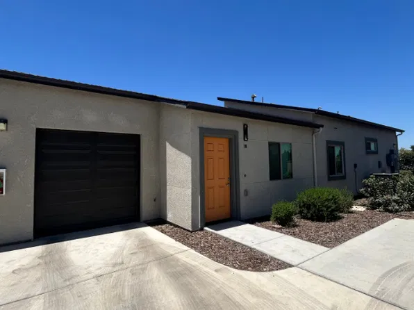 4421 S Silvervale St, Visalia, CA