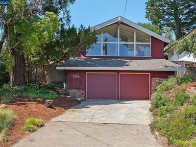 2356 Thackeray Dr, Oakland, CA, 94611