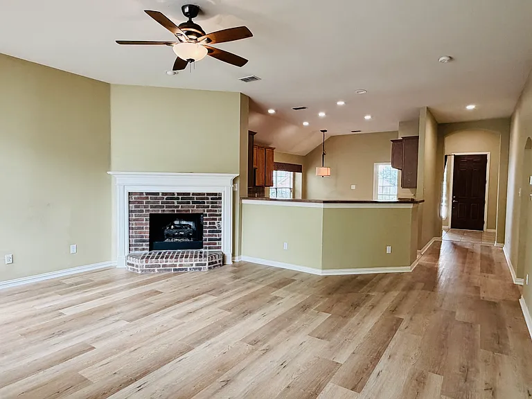 6517 Briar Lake Trl — Photo 5