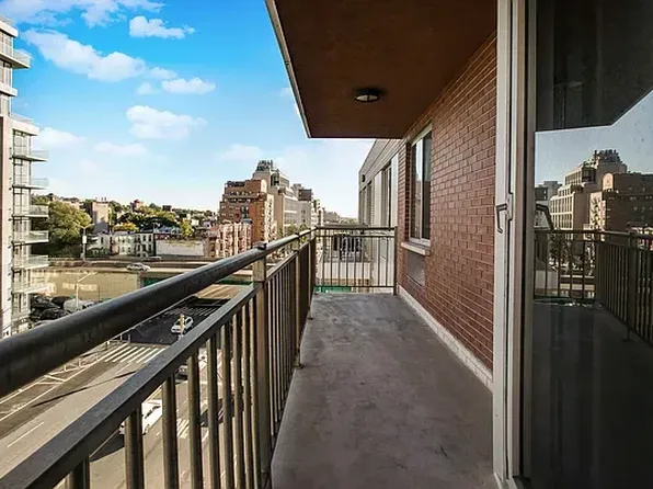 574 Fourth Avenue image 9 of 13