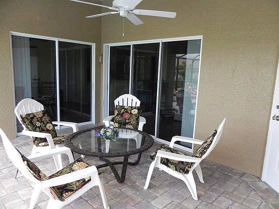 3rd image of 4210 SW 14th Pl