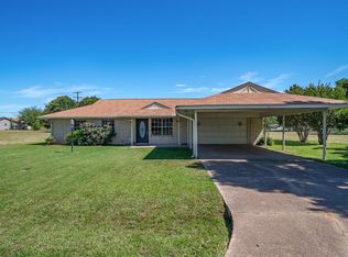 103 Baker B Ranch Rd, Trinidad, TX 75163