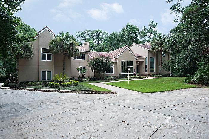 1st image of 2056 Hutton Pt