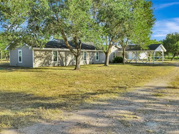 351 Sulphur Creek Estates Rd, Victoria, TX 77905
