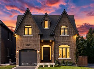 2540 Saint Clair Ave E, Toronto, ON M4B1M1