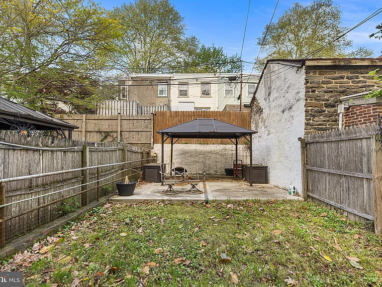 345 W Mount Pleasant Ave — Photo 28