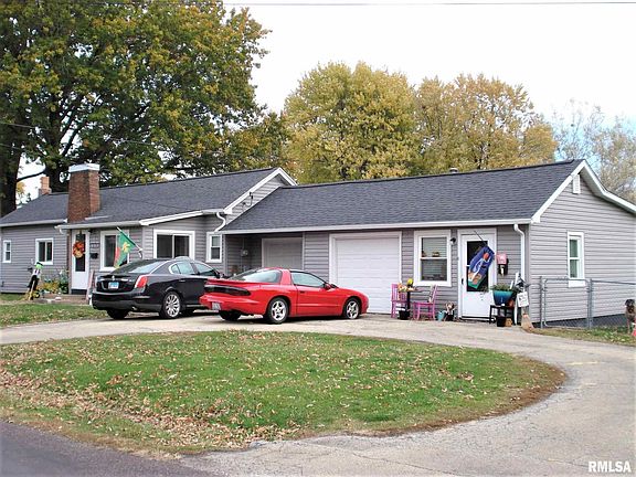 4th image of 83 Dietrich Ave